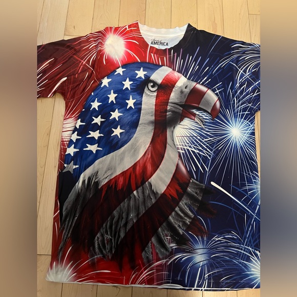 Spirit Of America Mens Eagle Flag  Lightweight T-Shirt size Large Red/White/Blue - Picture 4 of 8